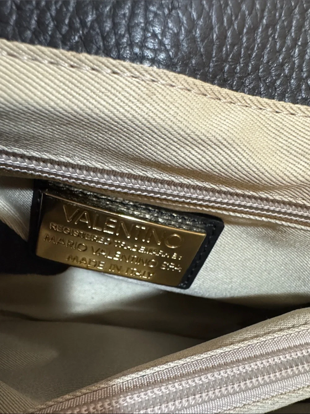 NEW✨NEW✨Valentino Alice Leather Bag by Mario Valentino